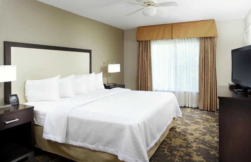 โฮมวู้ด สวีท บาย ฮิลตัน ชาร์ลอตต์ แอร์พอร์ต Hotel ชาร์ล็อต ภายนอก รูปภาพ